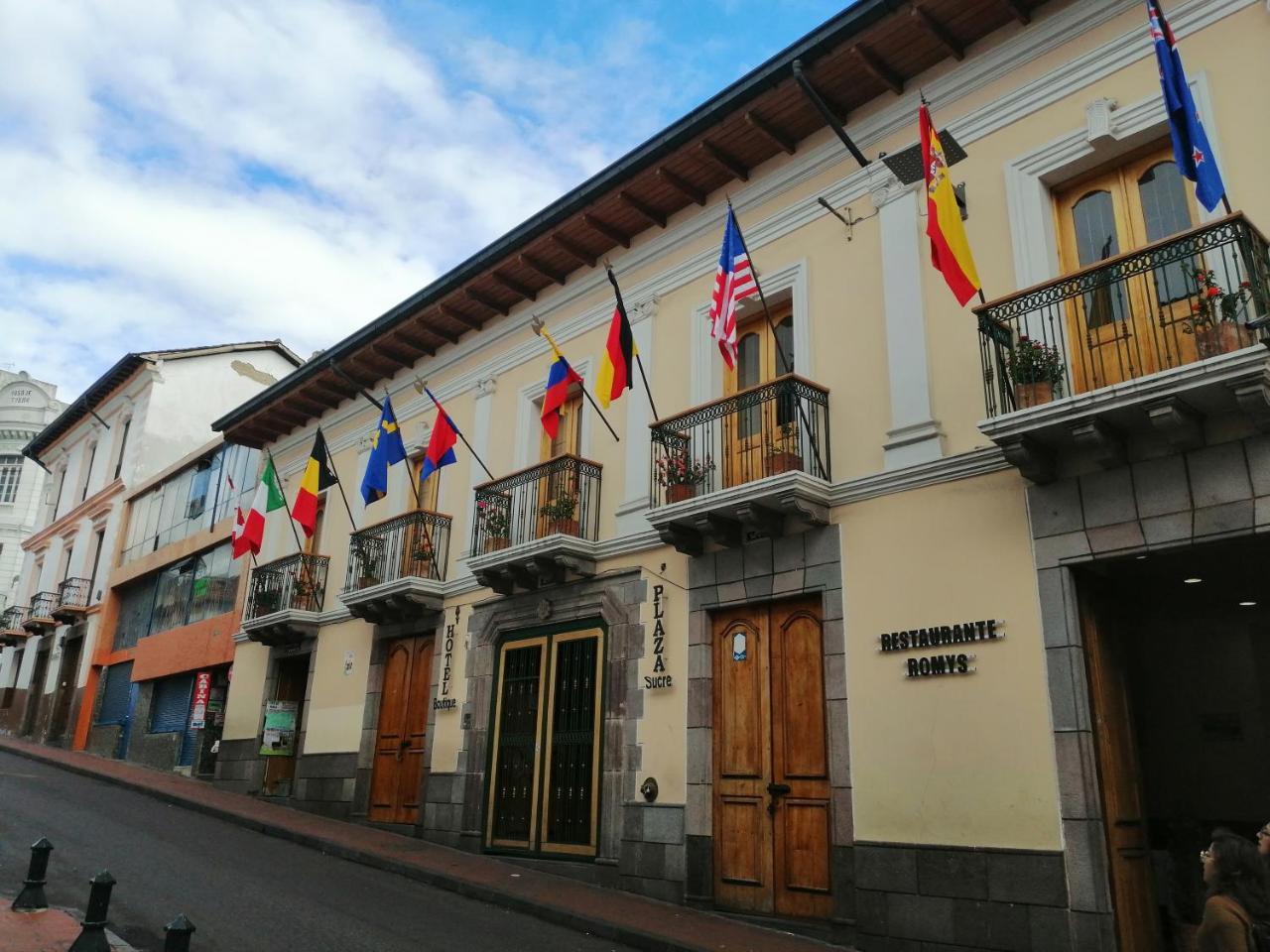 Hotel Boutique Plaza Sucre Quito Bagian luar foto